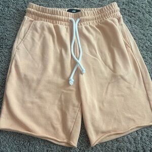 Preloved H&M High waisted sweat shorts.